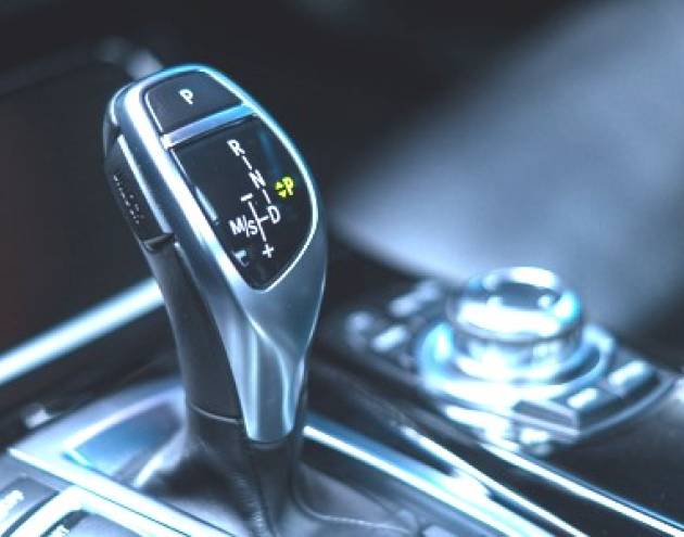 Kelebihan dan Kekurangan Mobil Matic (AT; Automatic Transmision)