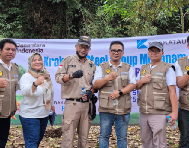 Krakatau Steel Menanam Menuju Satu Juta Pohon